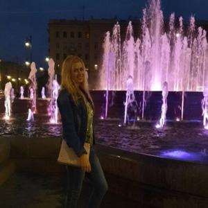Девушки в Санкт-Петербурге: Виктория, 27 - ищет парня из Санкт-Петербурга