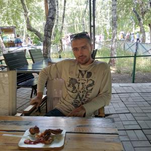 Парни в Омске: Андрей, 41 - ищет девушку из Омска