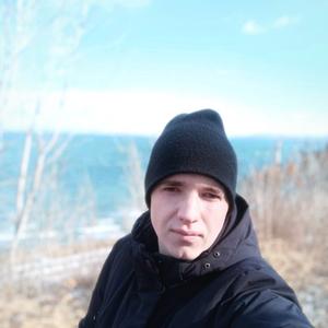 Парни в Владивостоке: Сергей, 29 - ищет девушку из Владивостока