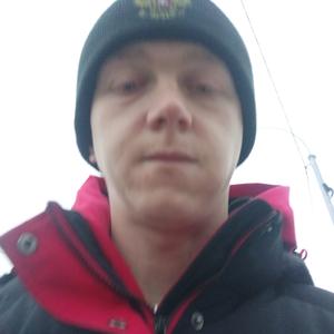 Парни в Бердске: Николай, 23 - ищет девушку из Бердска