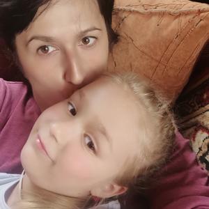 Девушки в Бресте (Беларусь): Лена, 41 - ищет парня из Бреста (Беларусь)