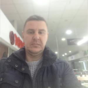 Парни в Ужгороде: Олександр, 42 - ищет девушку из Ужгорода