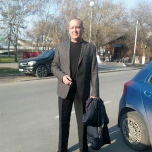 Валерий, 61 год, Омск