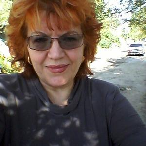 Девушки в Волгограде: Валентина Додина, 69 - ищет парня из Волгограда