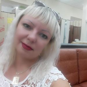 Девушки в Новокузнецке: Татьяна, 43 - ищет парня из Новокузнецка