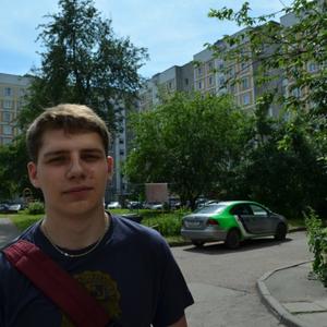 Парни в Минске (Беларусь): Максим, 22 - ищет девушку из Минска (Беларусь)