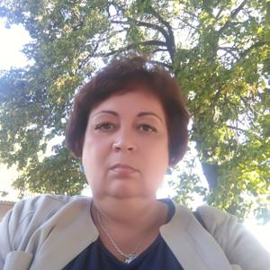 Девушки в Кирсанове: Елена, 55 - ищет парня из Кирсанова