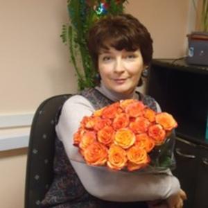 Девушки в Тольятти: Марина Шокурова, 62 - ищет парня из Тольятти