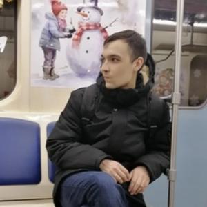 Алексей, 23 года, Бор