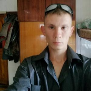 Анатолий, 29 лет, Новосибирск