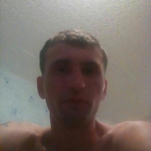 Dmitriy, 39 лет, Тюмень