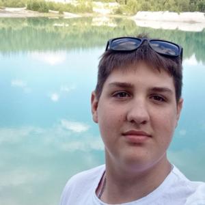 Парни в Магнитогорске: Матвей, 20 - ищет девушку из Магнитогорска