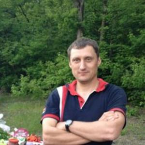 Парни в Славянск-На-Кубани: Владимир, 42 - ищет девушку из Славянск-На-Кубани