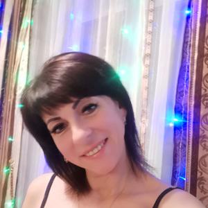 Девушки в Новокузнецке: Алена, 43 - ищет парня из Новокузнецка