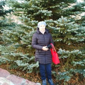 Девушки в Магнитогорске: Светлана, 64 - ищет парня из Магнитогорска