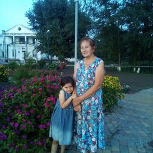 Девушки в Волгограде: Татьяна Быковская, 72 - ищет парня из Волгограда