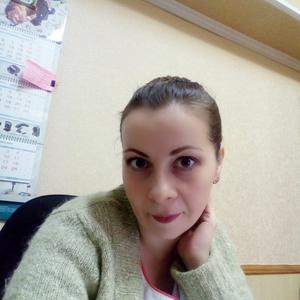 Девушки в Омске: Екатерина, 39 - ищет парня из Омска