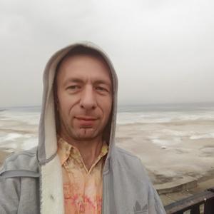 Виктор, 49 лет, Тольятти