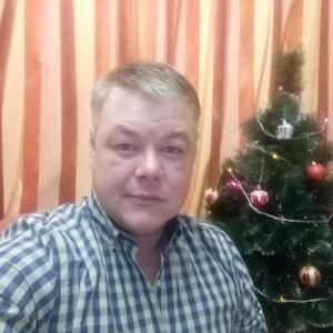 Парни в Пскове: Игорь, 42 - ищет девушку из Пскова