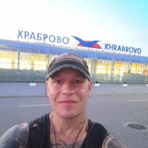 Парни в Калининграде: Вадим, 41 - ищет девушку из Калининграда