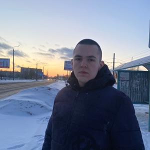 Парни в Смоленске: Андрей, 20 - ищет девушку из Смоленска