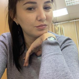 Девушки в Усолье-Сибирское: Оксана, 34 - ищет парня из Усолье-Сибирское