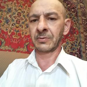 Парни в Махачкале: Уллубий Бекболатов, 51 - ищет девушку из Махачкалы