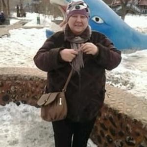 Девушки в Владивостоке: Маришка, 61 - ищет парня из Владивостока