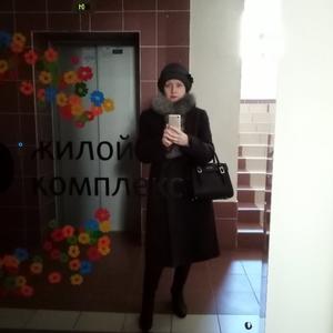 Девушки в Калининграде: Ксения, 39 - ищет парня из Калининграда