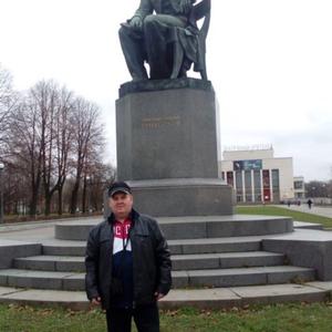 Парни в Петрозаводске: Геннадий Хворостянский, 50 - ищет девушку из Петрозаводска