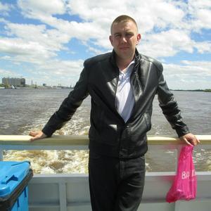 Парни в Томске: Игорь, 36 - ищет девушку из Томска