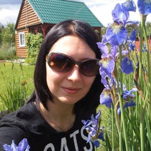 Девушки в Новокузнецке: Катя, 39 - ищет парня из Новокузнецка