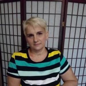 Девушки в Волгограде: Галина, 59 - ищет парня из Волгограда