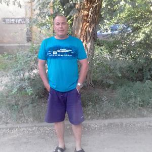 Парни в Волгограде: Ринат, 59 - ищет девушку из Волгограда