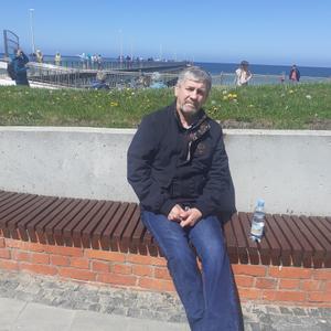 Парни в Калининграде: Виктор, 64 - ищет девушку из Калининграда
