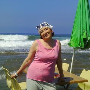 Светлана, 68 лет, Томск