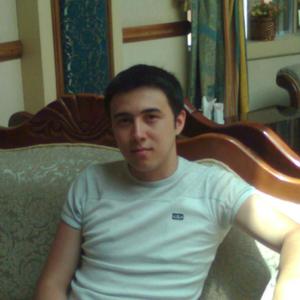 Парни в Ташкенте (Узбекистан): Rustambek, 36 - ищет девушку из Ташкента (Узбекистан)