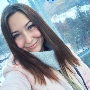 Девушки в Челябинске: Анна, 23 - ищет парня из Челябинска