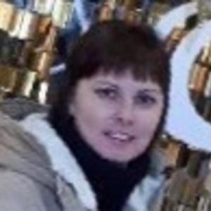 Девушки в Владивостоке: Аля, 45 - ищет парня из Владивостока
