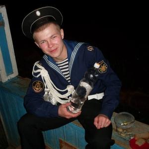 Парни в Белозерске: Пётр, 30 - ищет девушку из Белозерска