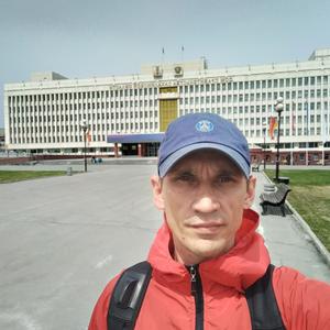 Антон, 38 лет, Углегорск