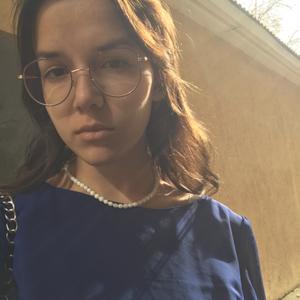 Алёна, 18 лет, Екатеринбург