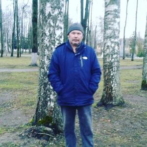 Парни в Дно: Сергей, 64 - ищет девушку из Дно