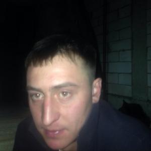 Парни в Сыктывкаре: Олег, 33 - ищет девушку из Сыктывкара