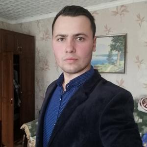 Юрий, 30 лет, Саратов