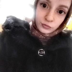 Девушки в Нижневартовске: Anuta, 27 - ищет парня из Нижневартовска