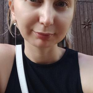 Девушки в Перми: Svetlana, 30 - ищет парня из Перми