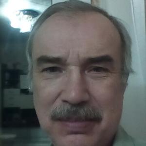 Парни в Рубцовске: Анатолий Михайличенко, 64 - ищет девушку из Рубцовска