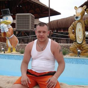 Парни в Североуральске: Дмитрий Блинов, 41 - ищет девушку из Североуральска
