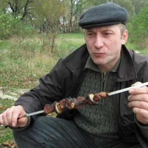 Парни в Старый Осколе: Сергей Александров, 61 - ищет девушку из Старый Оскола